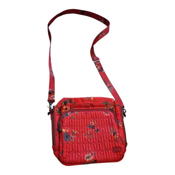 Lug Ranger Red Boquet Floral Quilted Puffer Crossbody Bag Excellent Condition - Picture 2 of 13